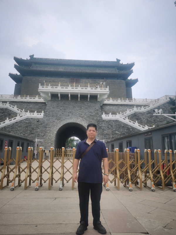 伟哥的第一张照片--佛山闪婚服务中心